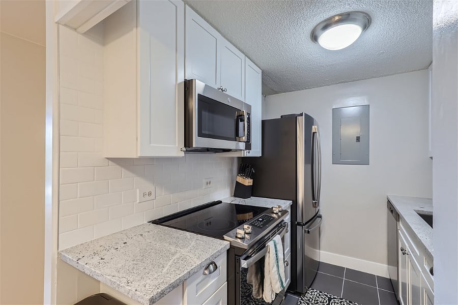 Furnished Finder property 701707_1 photo 4