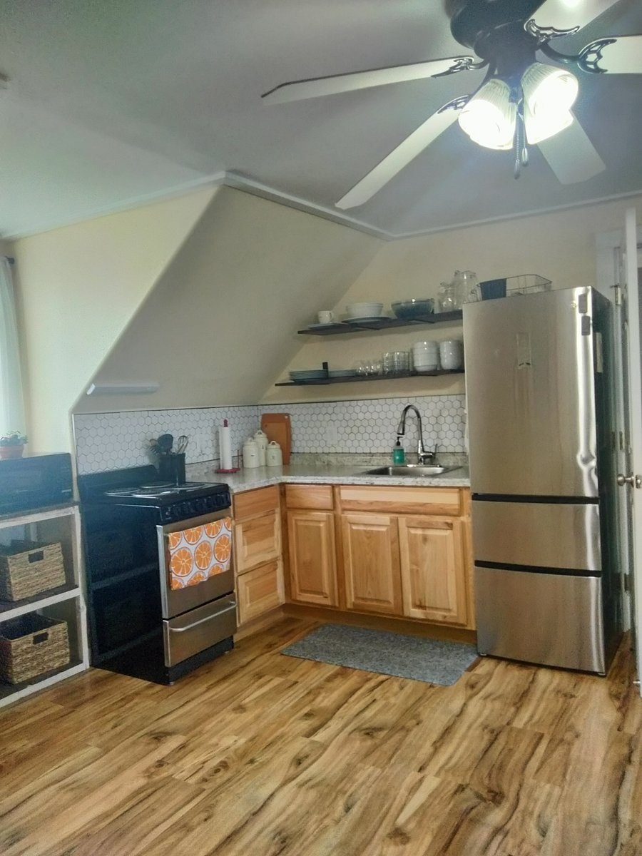 Furnished Finder property 701710_1 photo 4