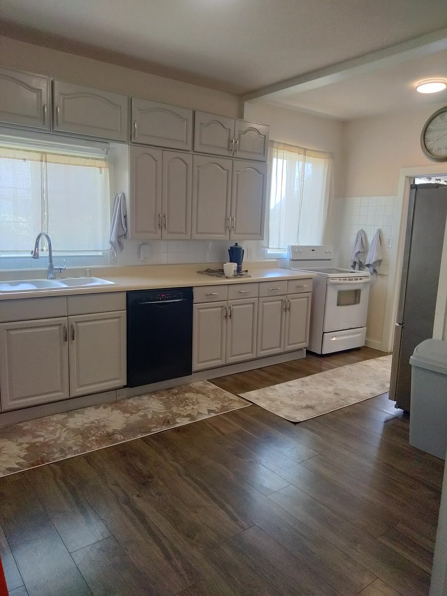 Furnished Finder property 701710_2 photo 4