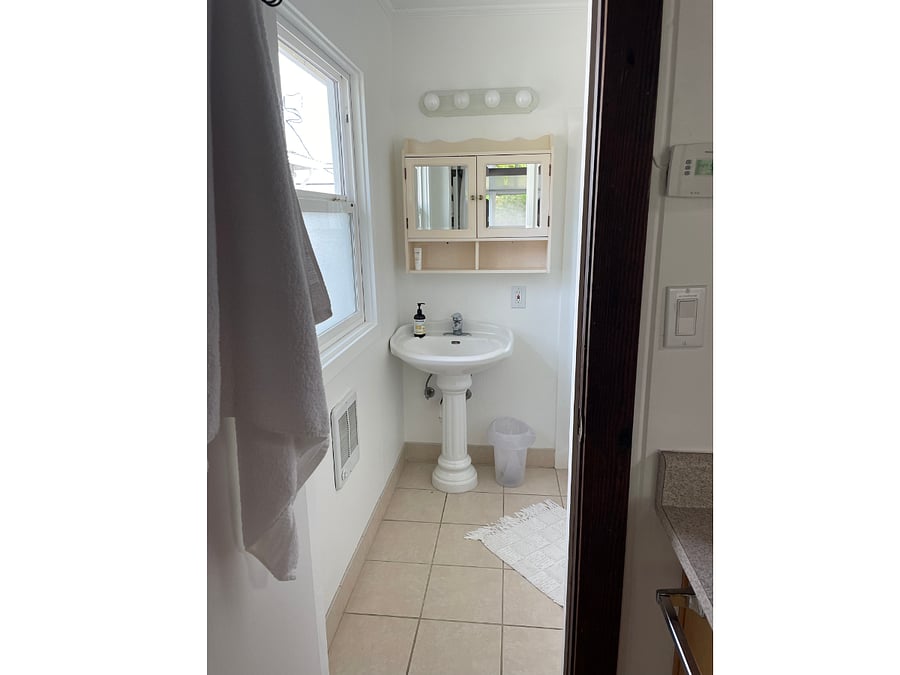 Furnished Finder property 701724_1 photo 7