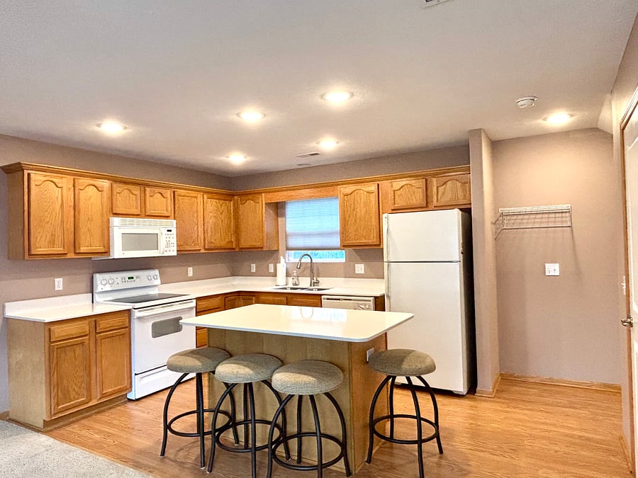 Furnished Finder property 701741_1 photo 11
