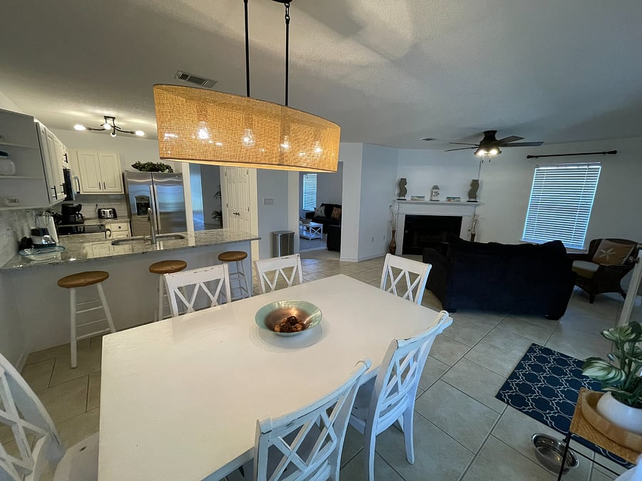 Furnished Finder property 701786_1 photo 4