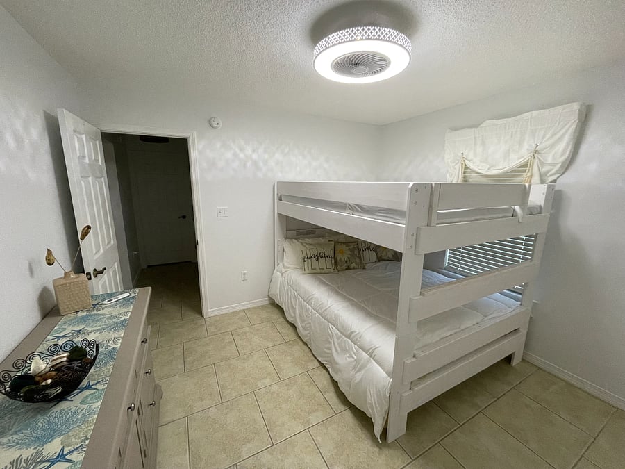 Furnished Finder property 701786_1 photo 11