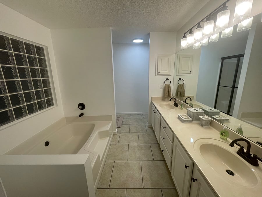Furnished Finder property 701786_1 photo 18