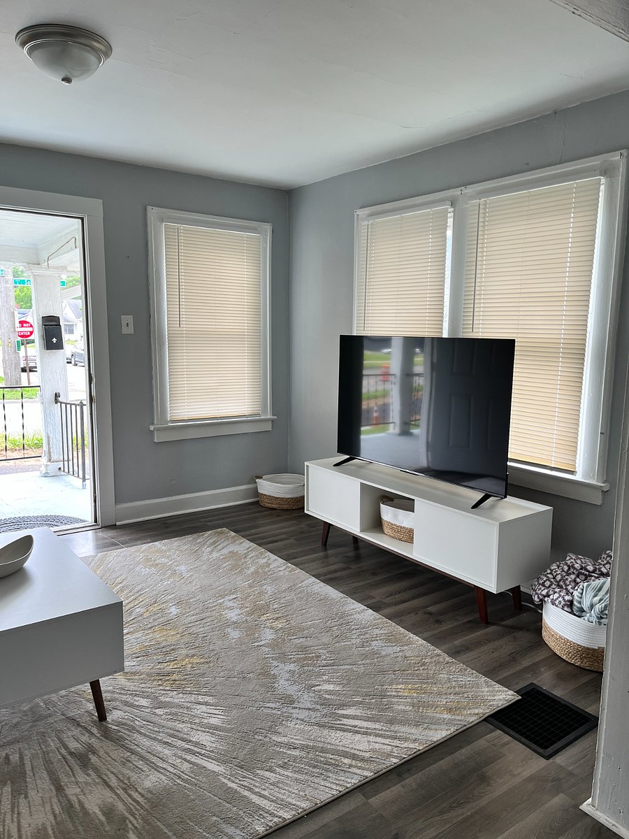 Furnished Finder property 701787_1 photo 3