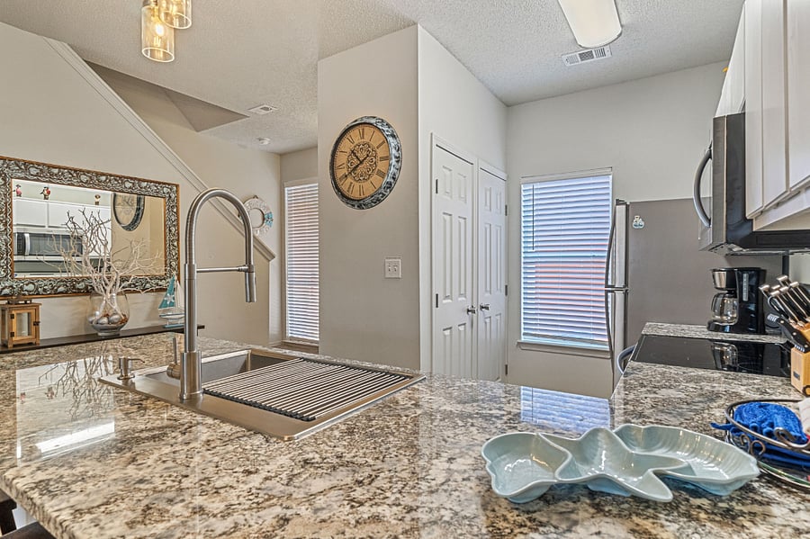 Furnished Finder property 701848_1 photo 10