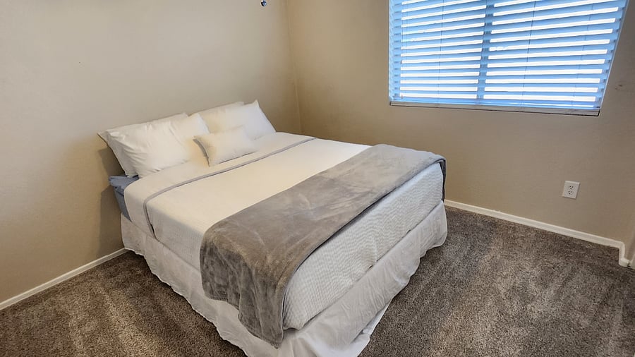 Furnished Finder property 701853_1 photo 6