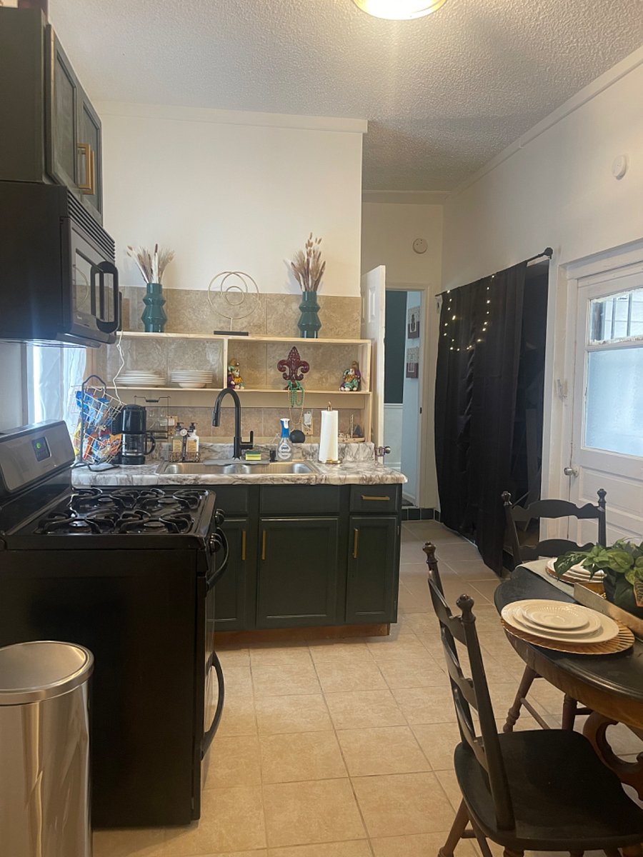 Furnished Finder property 701861_1 photo 3