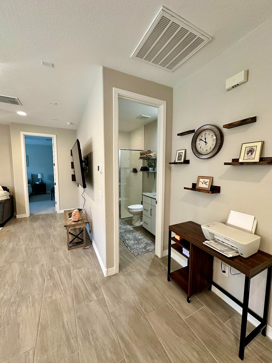 Furnished Finder property 701890_1 photo 11