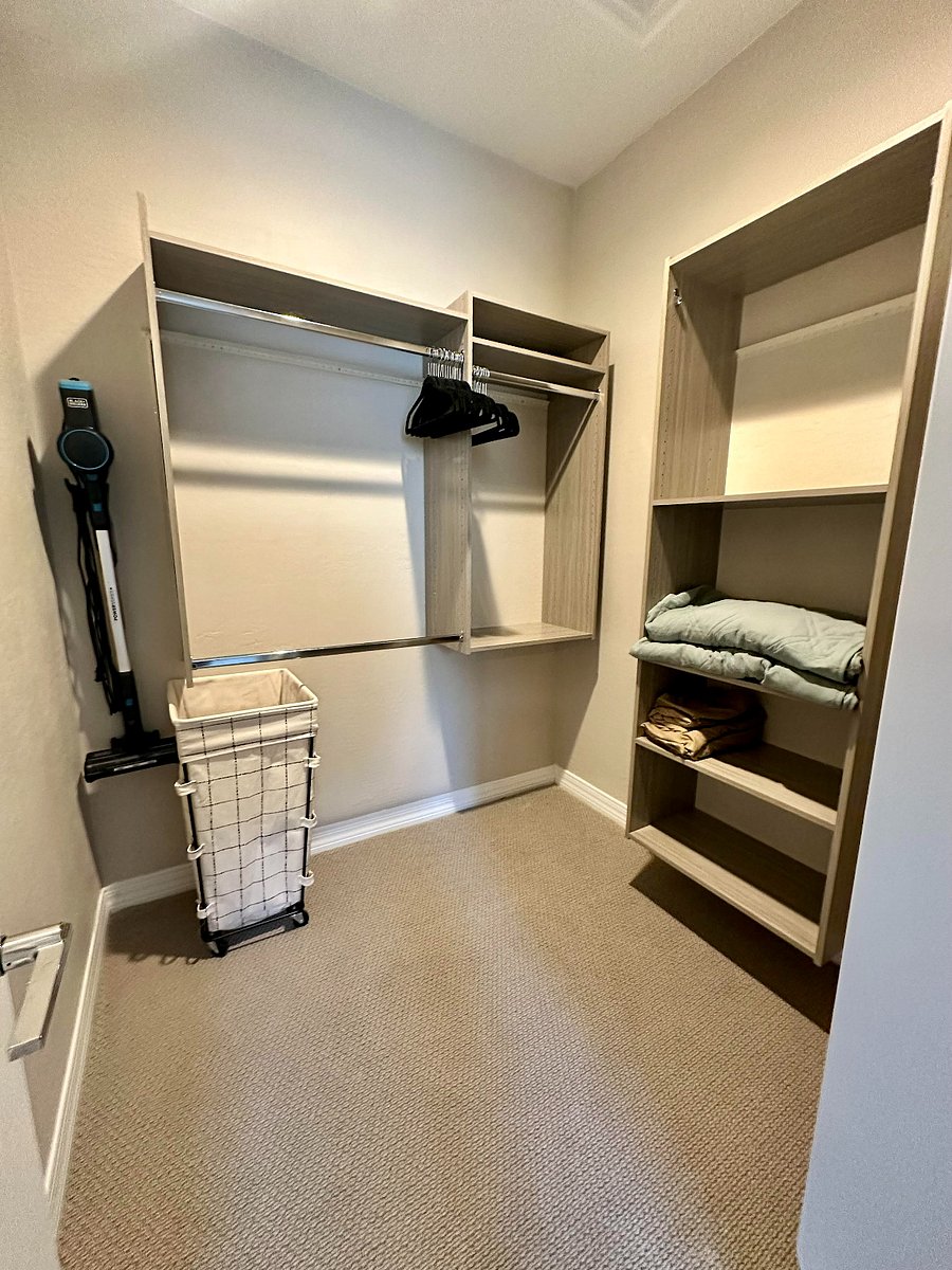 Furnished Finder property 701890_1 photo 17