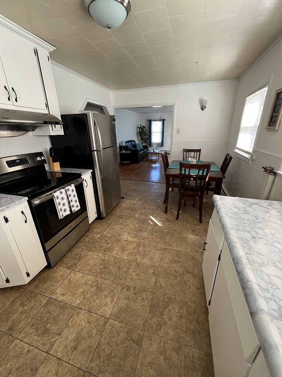 Furnished Finder property 701896_1 photo 3