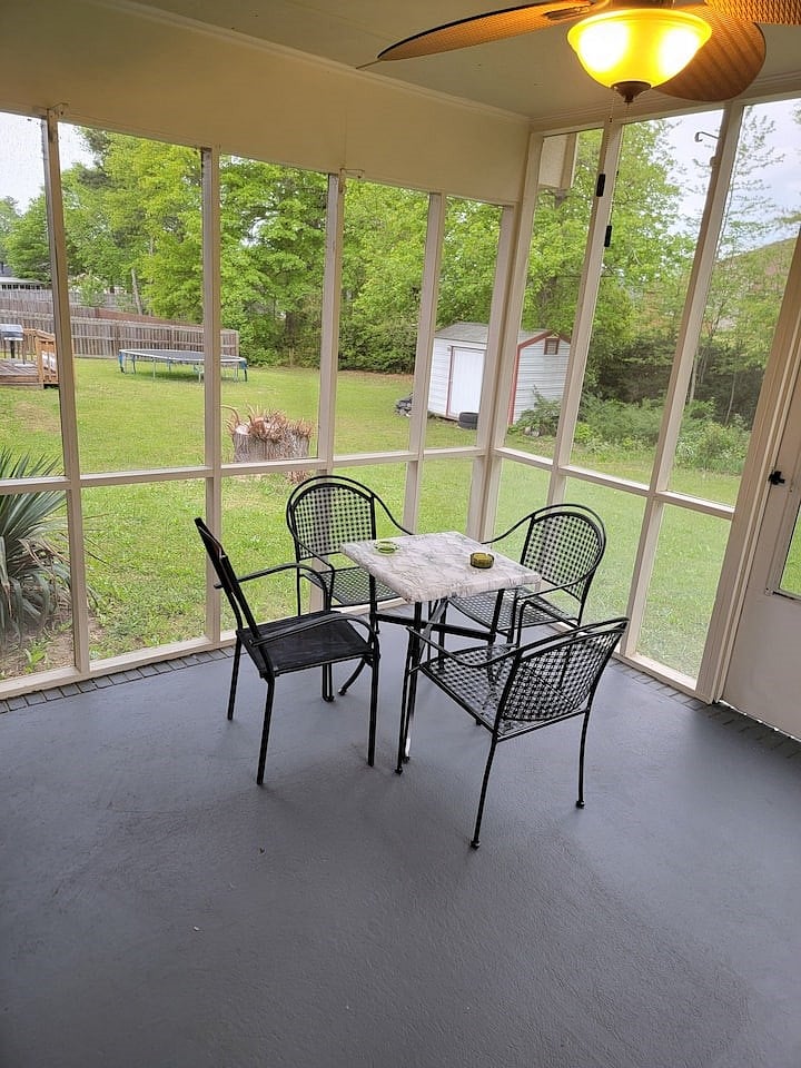 Furnished Finder property 702005_1 photo 14