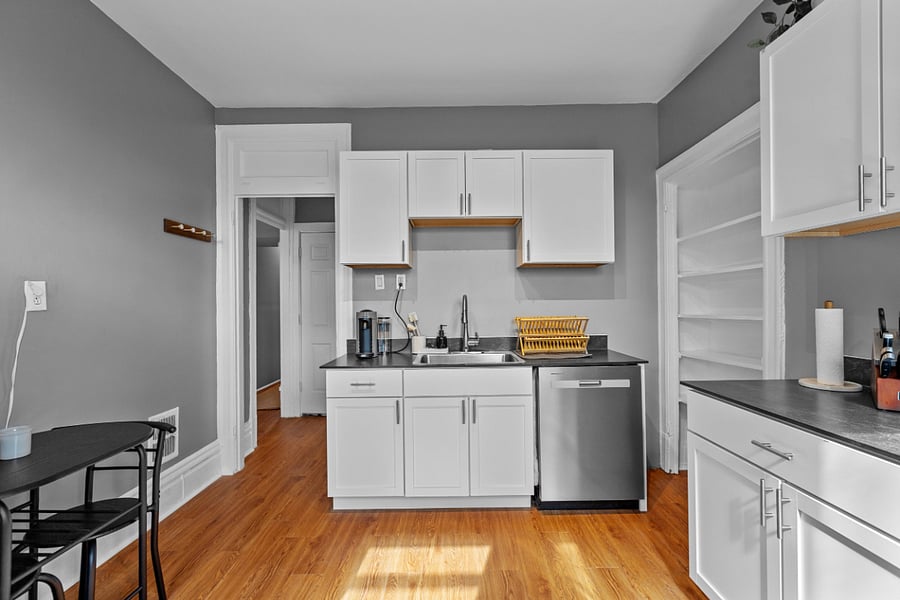 Furnished Finder property 702012_1 photo 4