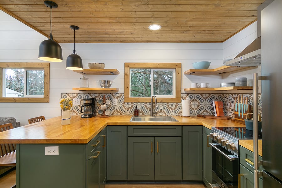 Furnished Finder property 702013_1 photo 13