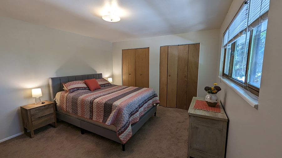 this room now has a king sized bed