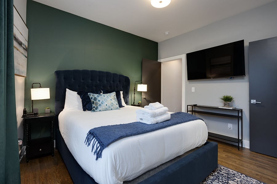 Furnished Finder property 702046_1 photo 7
