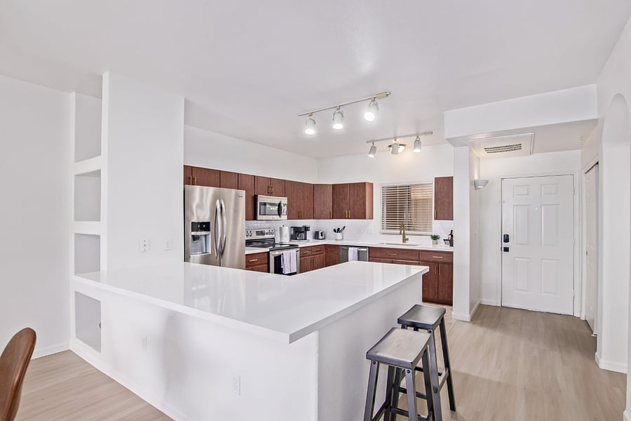 Furnished Finder property 702054_1 photo 3