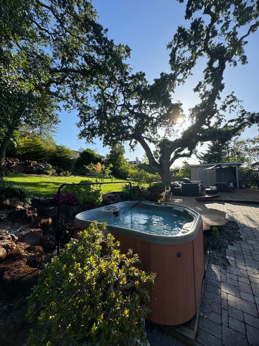 Furnished Finder property 702108_1 photo 4