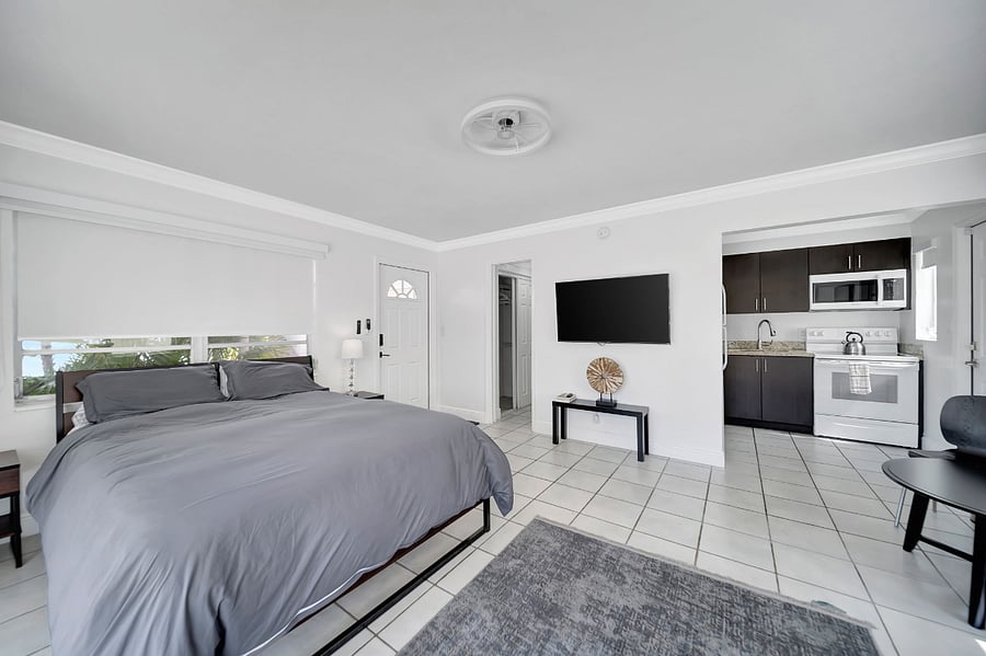 Furnished Finder property 702110_1 photo 3