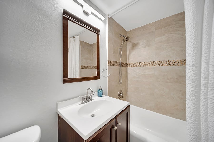 Furnished Finder property 702110_1 photo 4