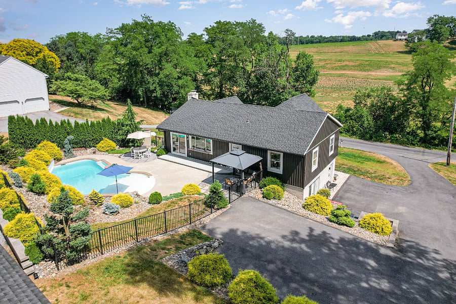 Furnished Finder property 702126_1 photo 18