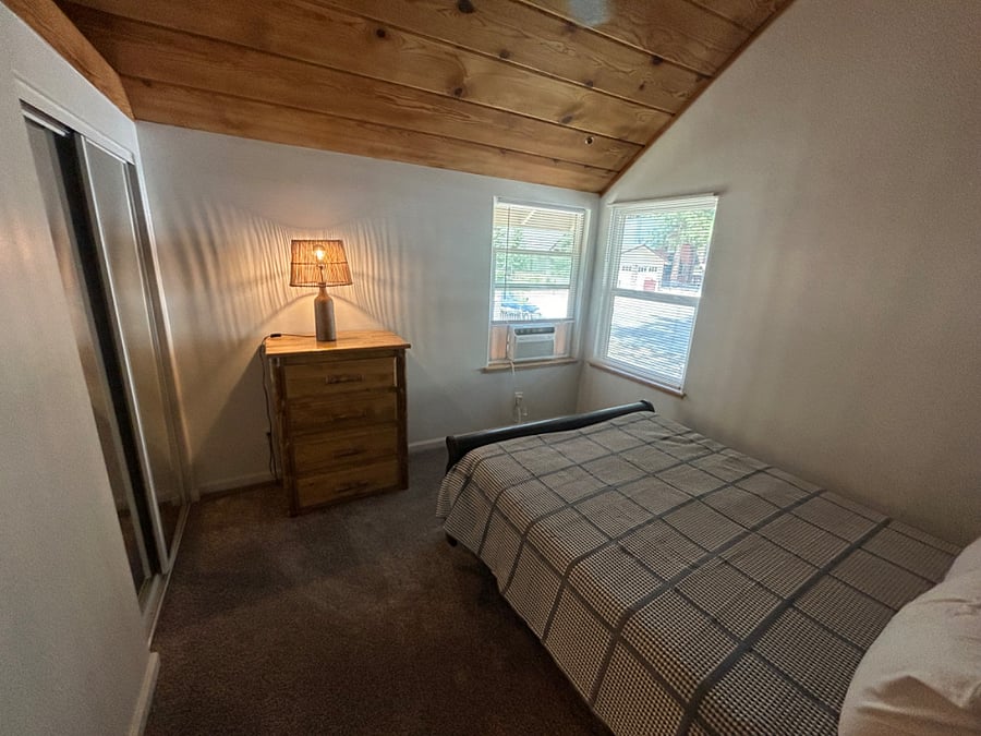 Furnished Finder property 702134_1 photo 16