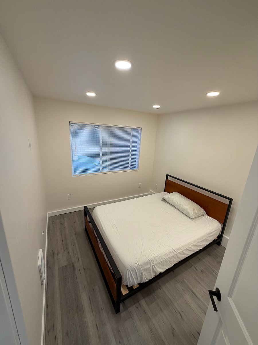 Furnished Finder property 702134_2 photo 18