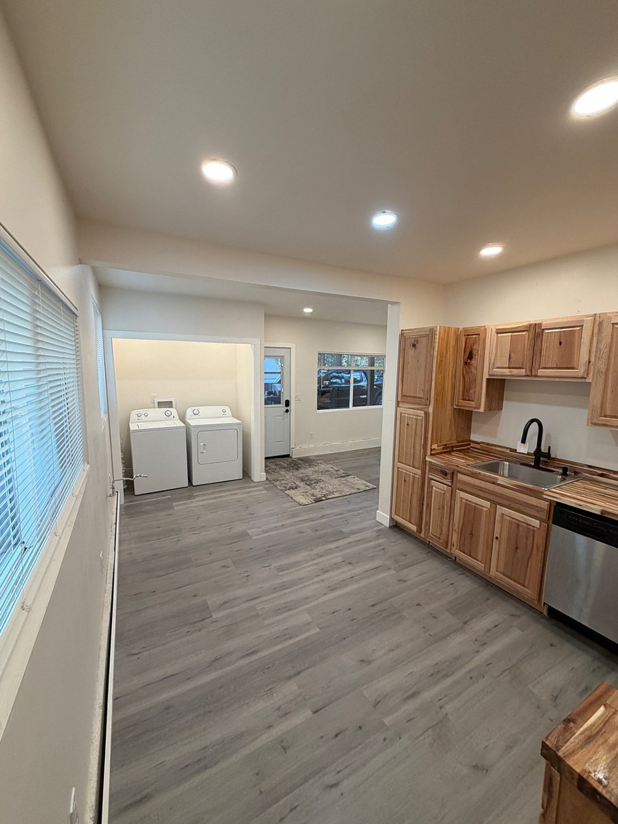 Furnished Finder property 702134_2 photo 3