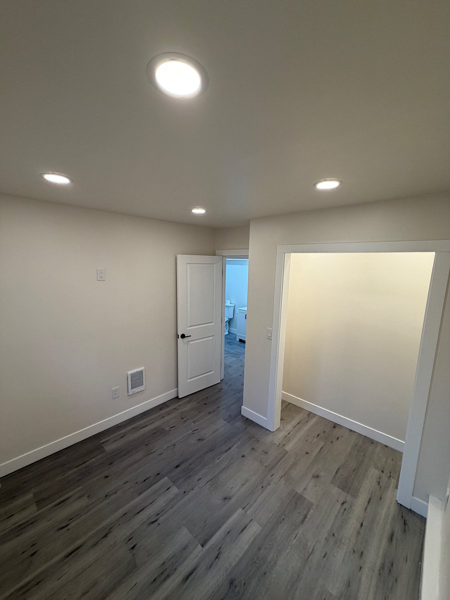 Furnished Finder property 702134_2 photo 6