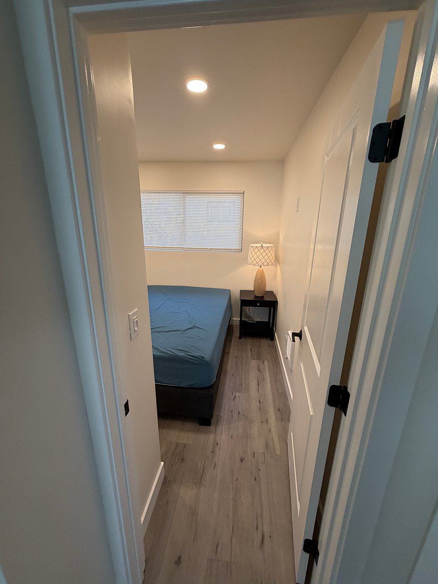Furnished Finder property 702134_2 photo 10