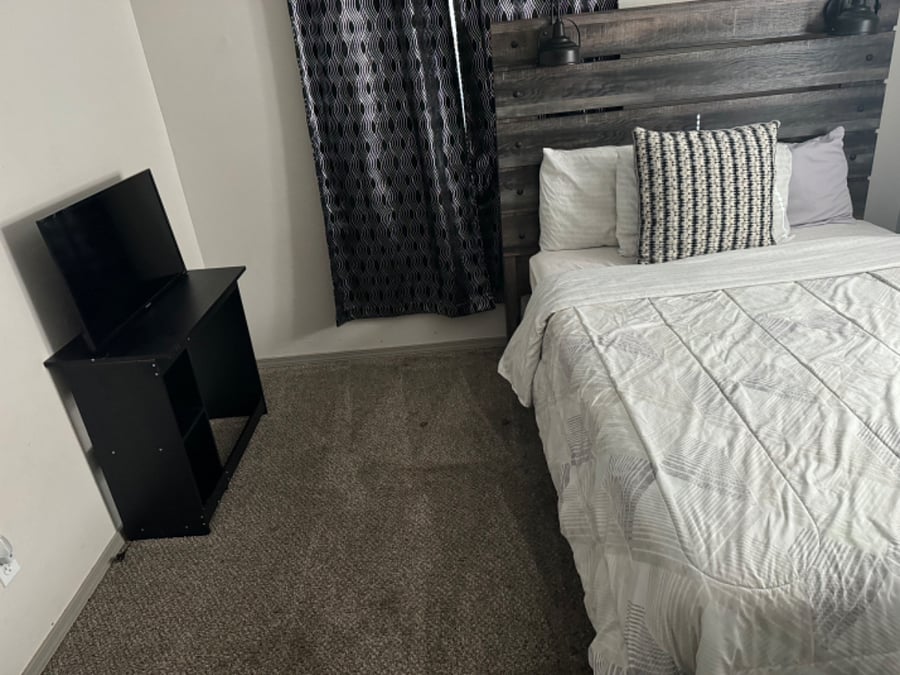 Furnished Finder property 702144_1 photo 21