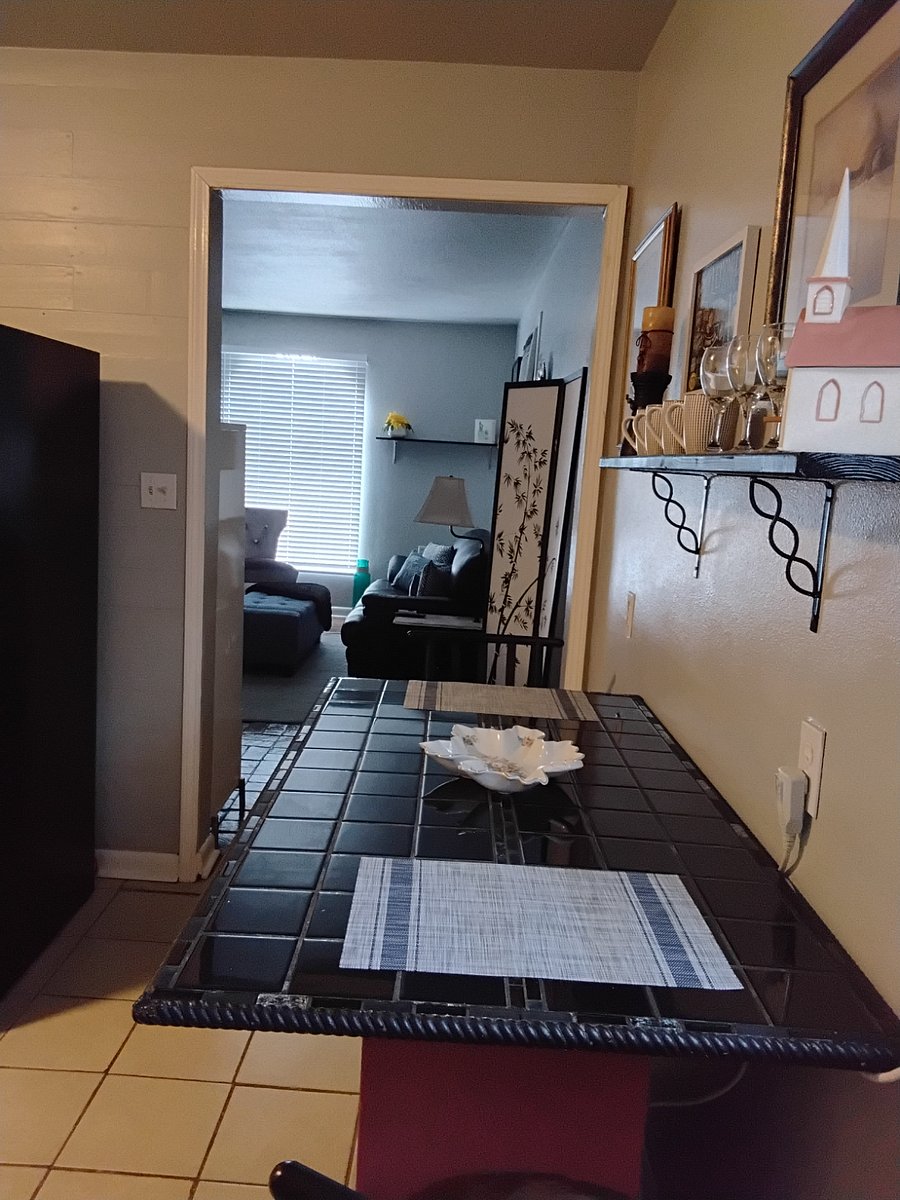 Furnished Finder property 702163_1 photo 6