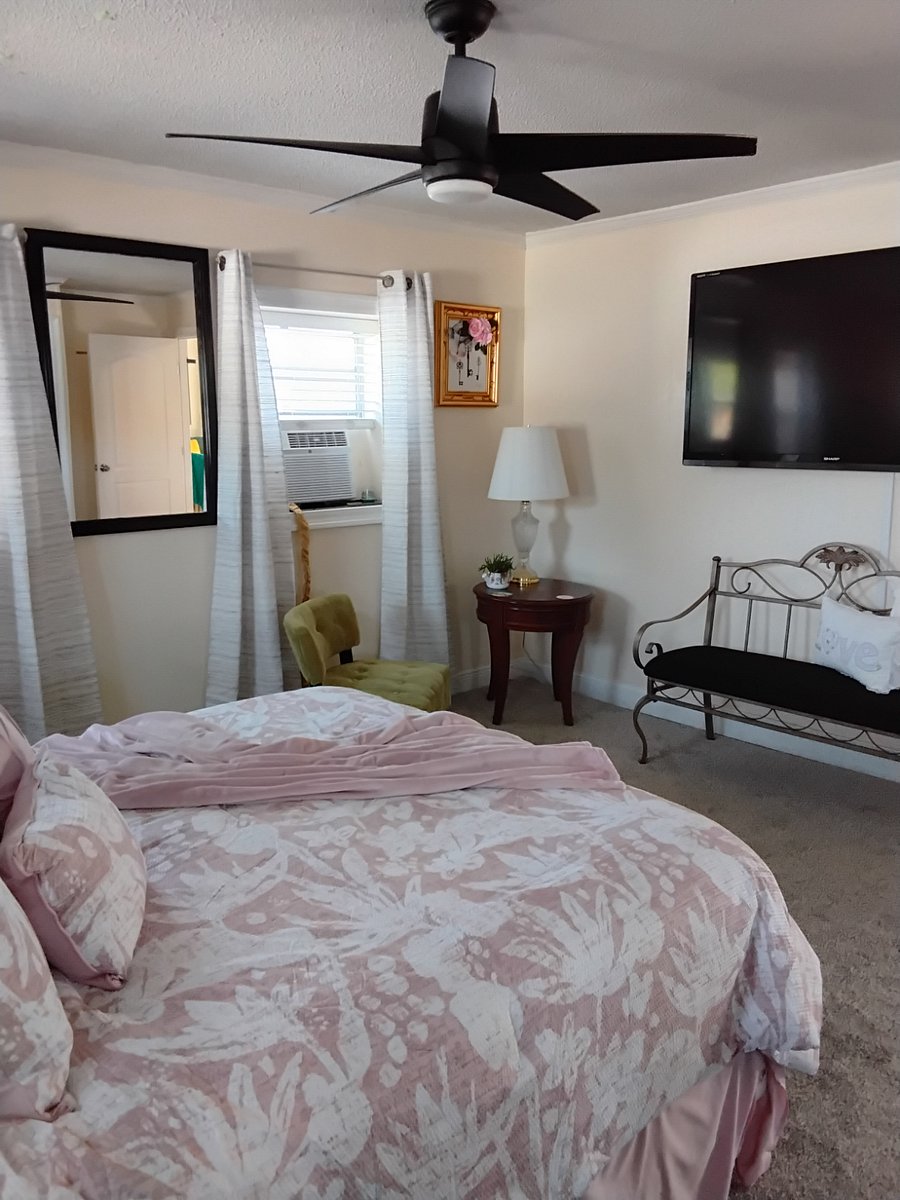 Furnished Finder property 702163_2 photo 15
