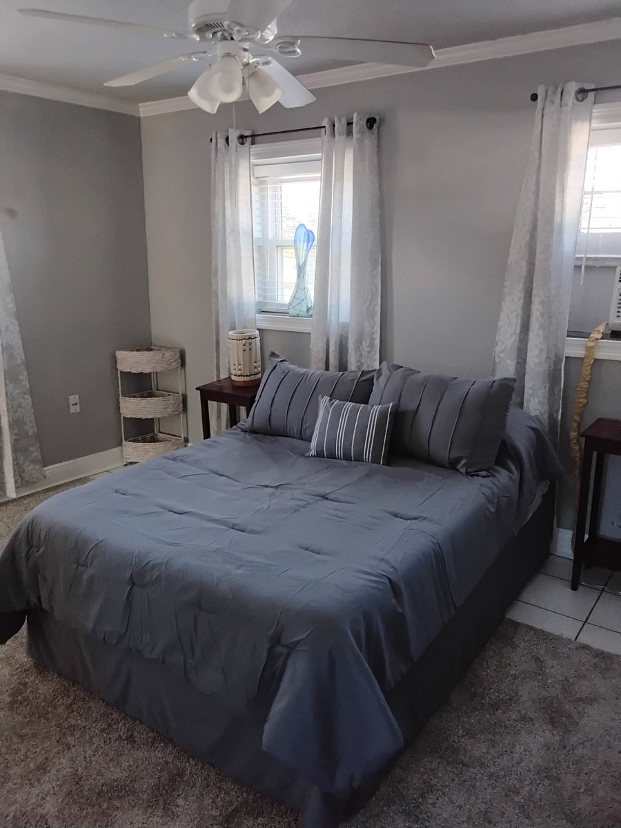 Furnished Finder property 702163_2 photo 17