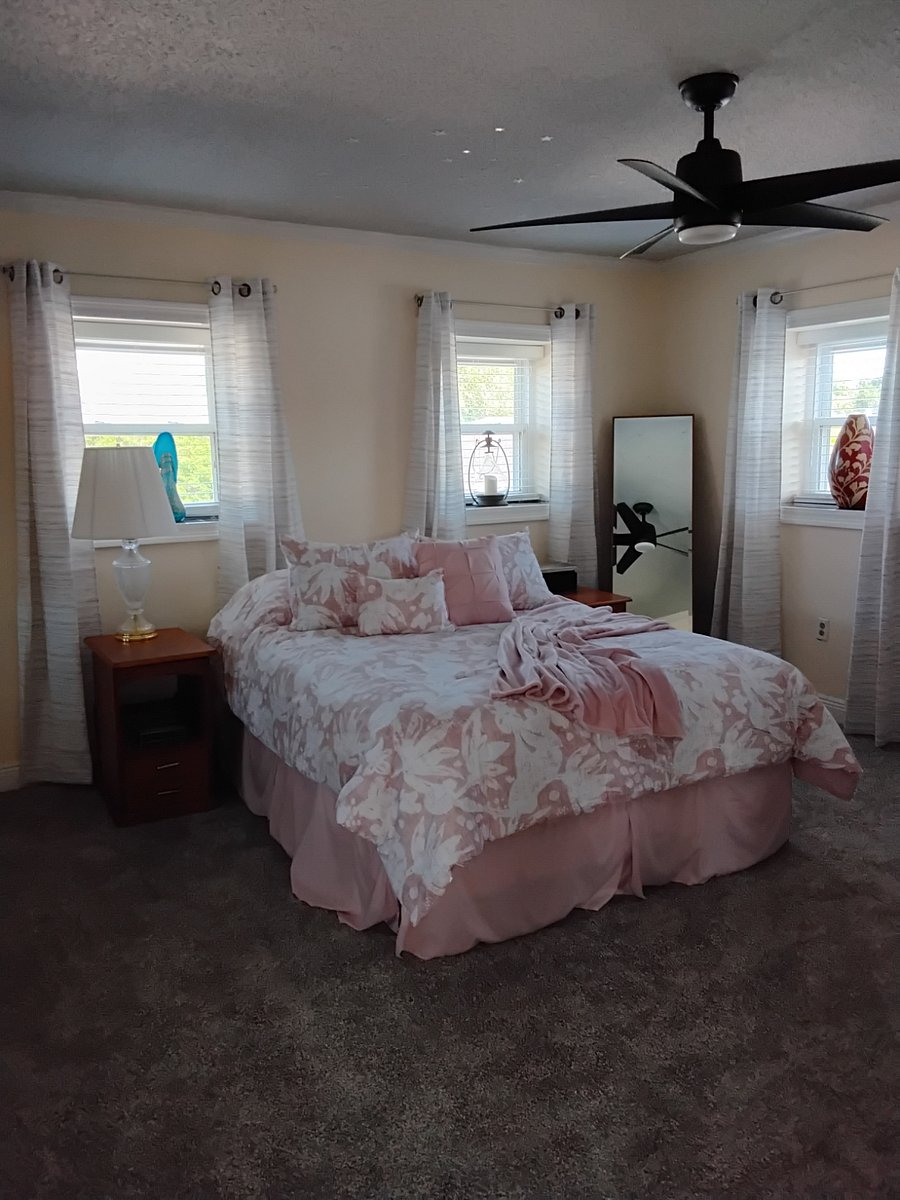 Furnished Finder property 702163_2 photo 14