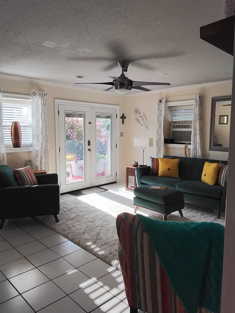Furnished Finder property 702163_2 photo 4