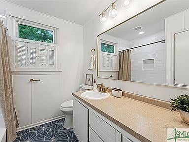 Furnished Finder property 702187_1 photo 6