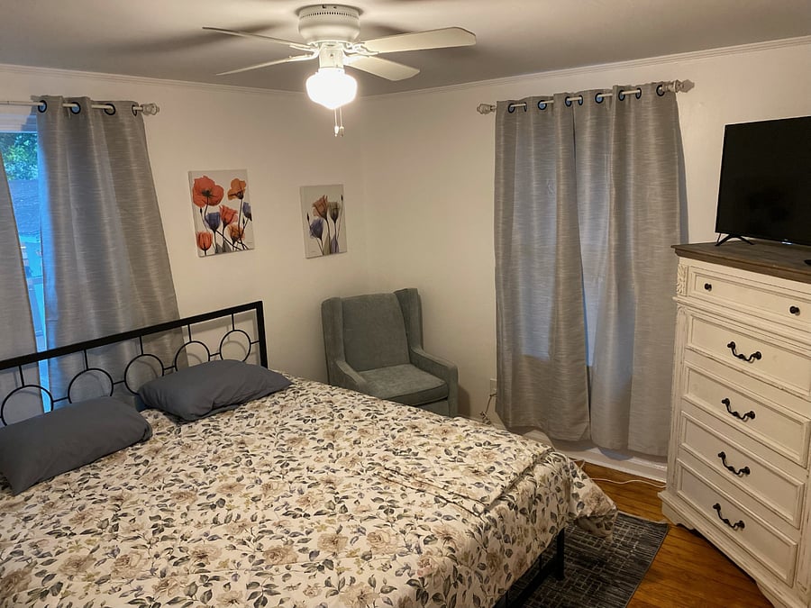 Furnished Finder property 702187_1 photo 10