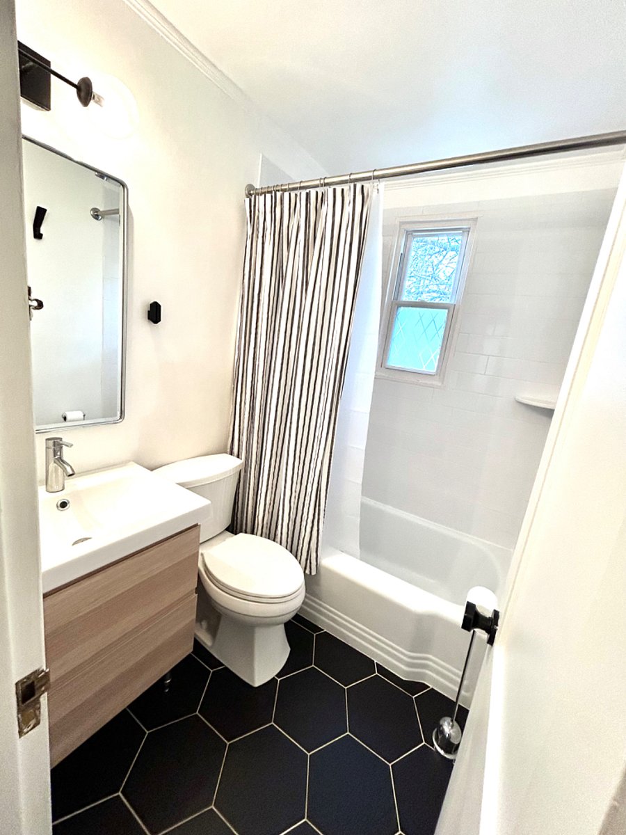 Furnished Finder property 702218_1 photo 12