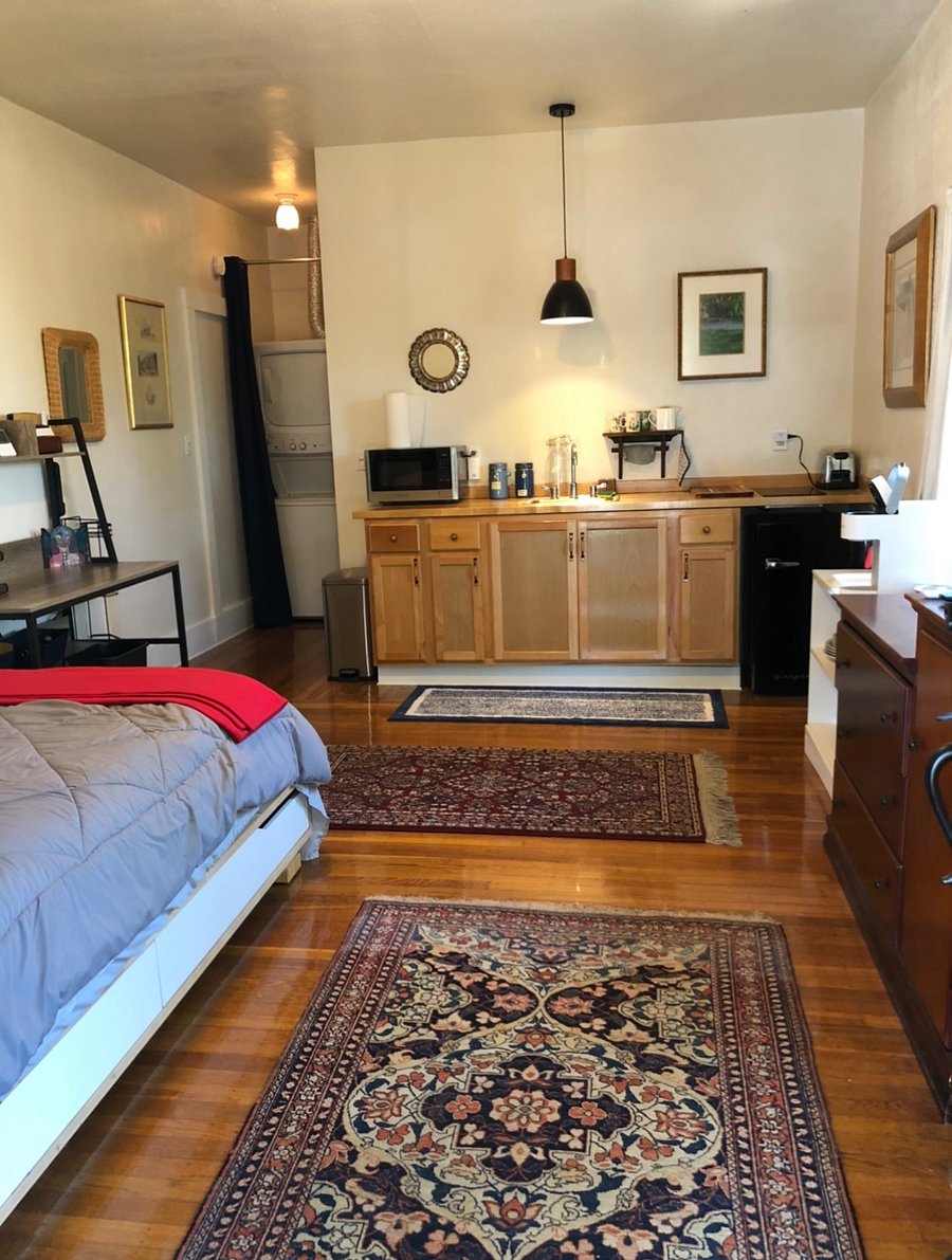 Furnished Finder property 702245_1 photo 13