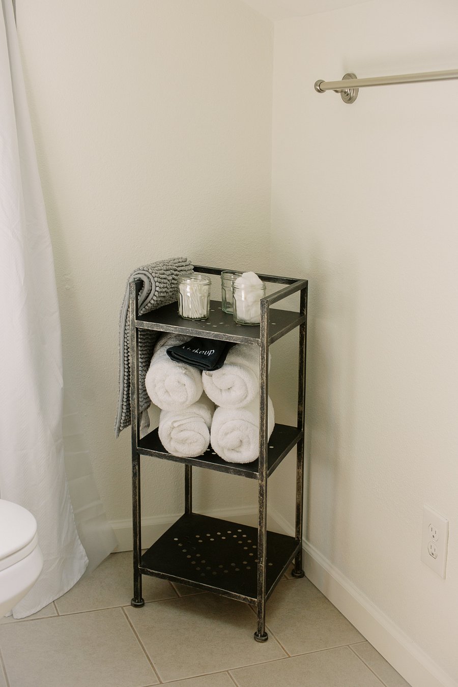 Furnished Finder property 702265_1 photo 20
