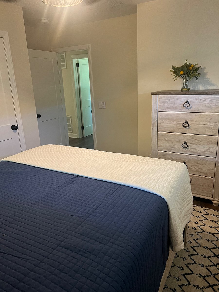 Furnished Finder property 702266_1 photo 16