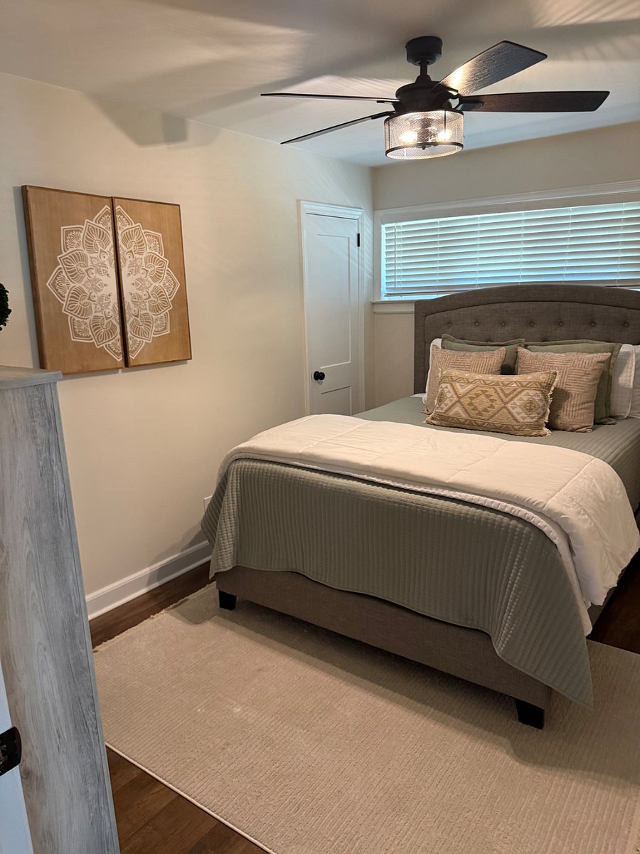 Furnished Finder property 702266_1 photo 32