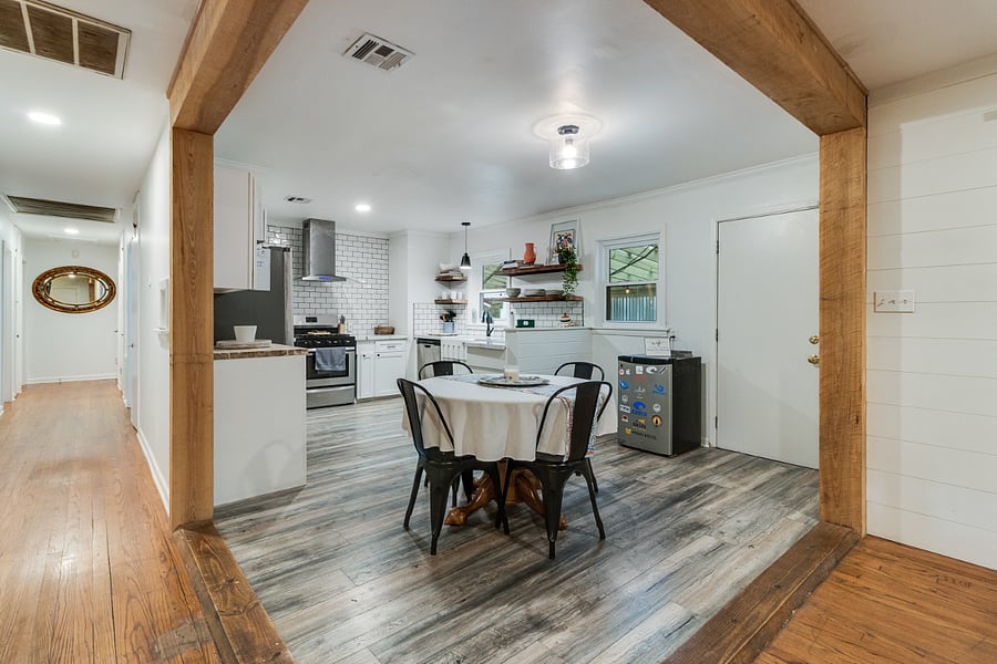 Furnished Finder property 702296_1 photo 6