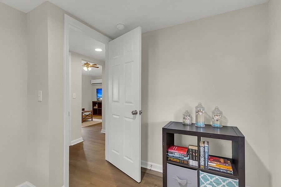 Furnished Finder property 702344_1 photo 9