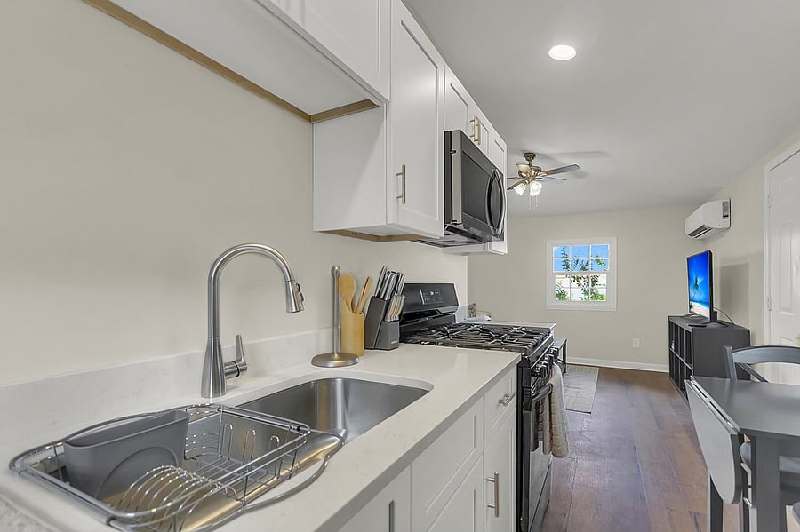Furnished Finder property 702344_1 photo 4