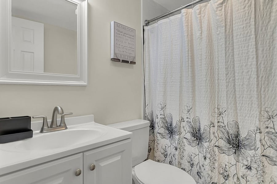 Furnished Finder property 702344_1 photo 11