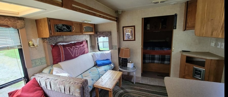 Furnished Finder property 702355_1 photo 3