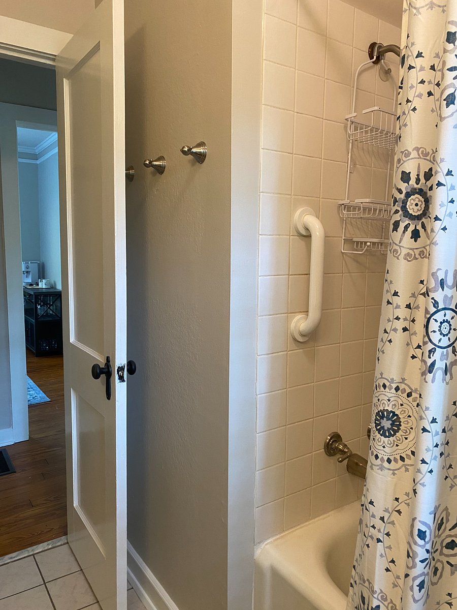 Furnished Finder property 702366_1 photo 14