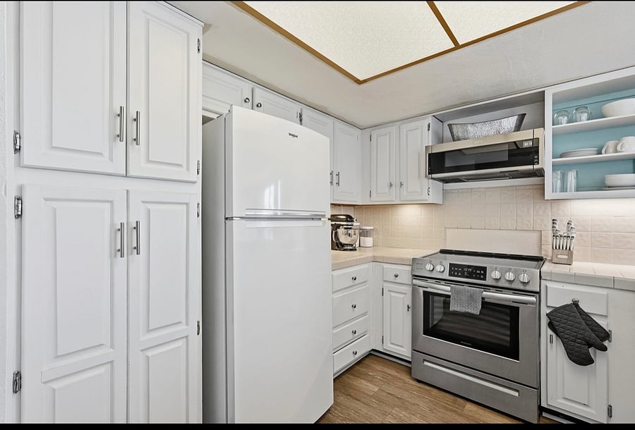 Furnished Finder property 702380_1 photo 9